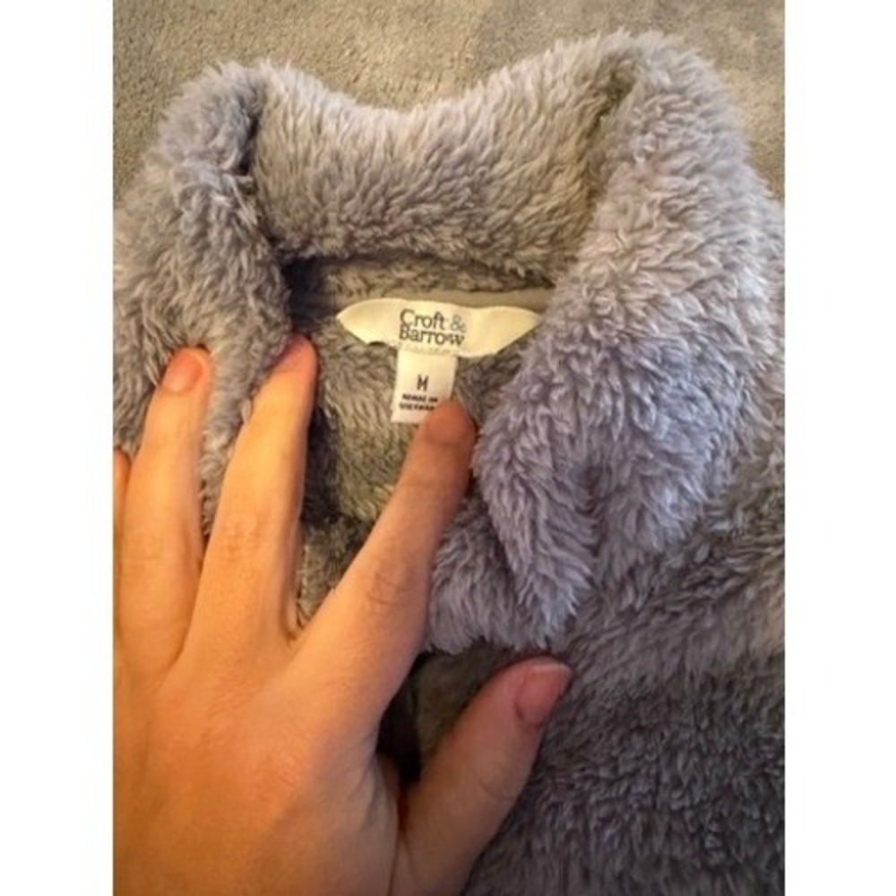 Croft & Barrow Womens Gray Fleece Vest Size Medium Full Zip Pockets Warm Casual - Picture 2 of 6